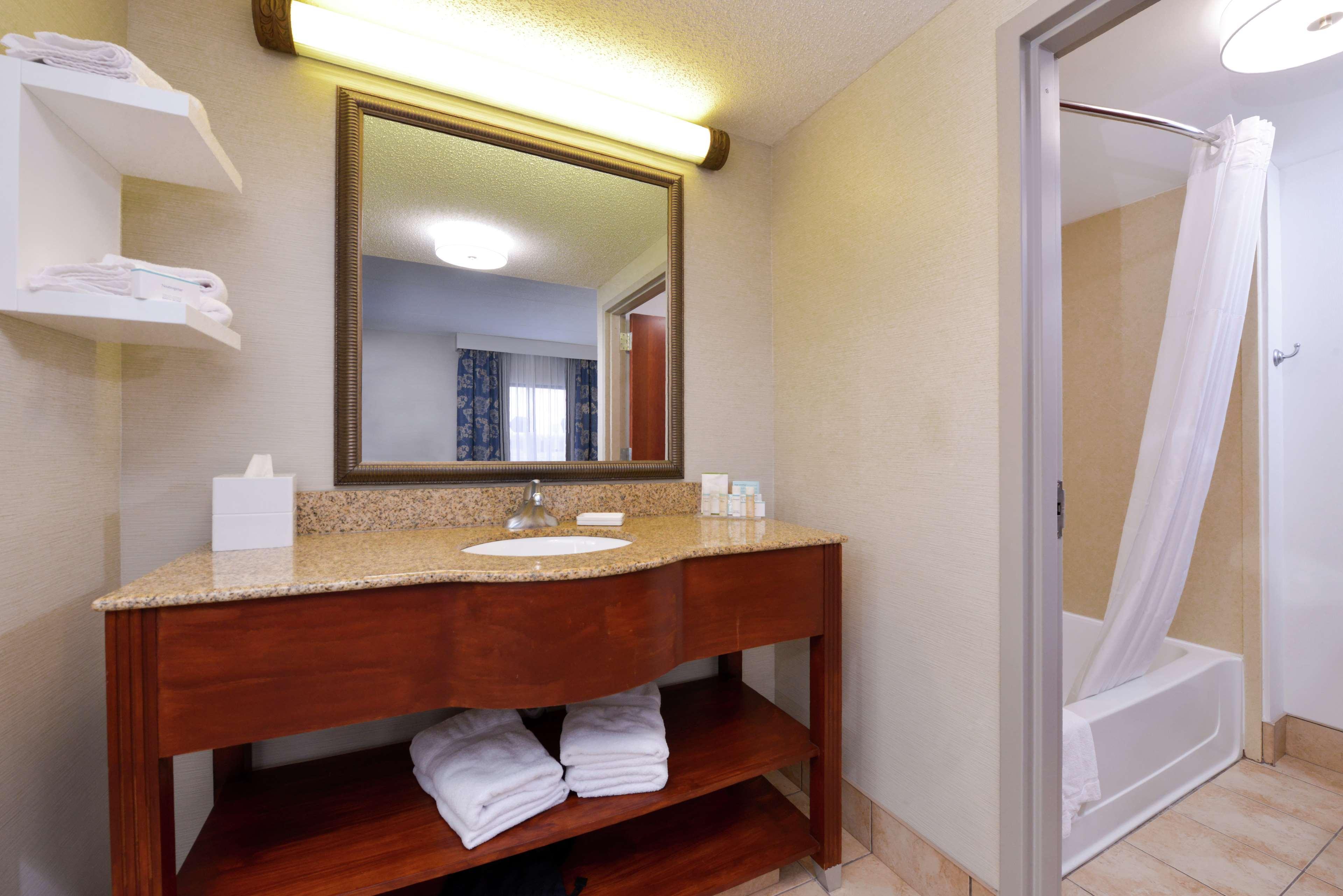 Hampton Inn & Suites Wilmington Exteriör bild