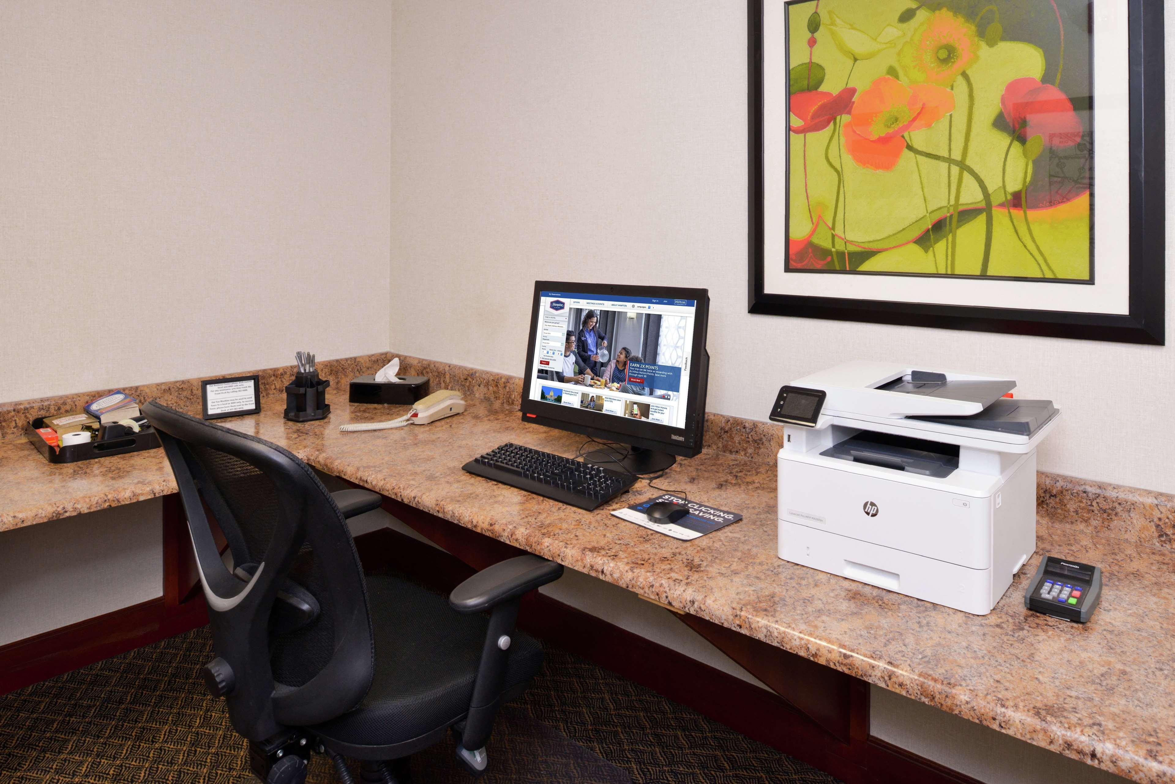 Hampton Inn & Suites Wilmington Exteriör bild