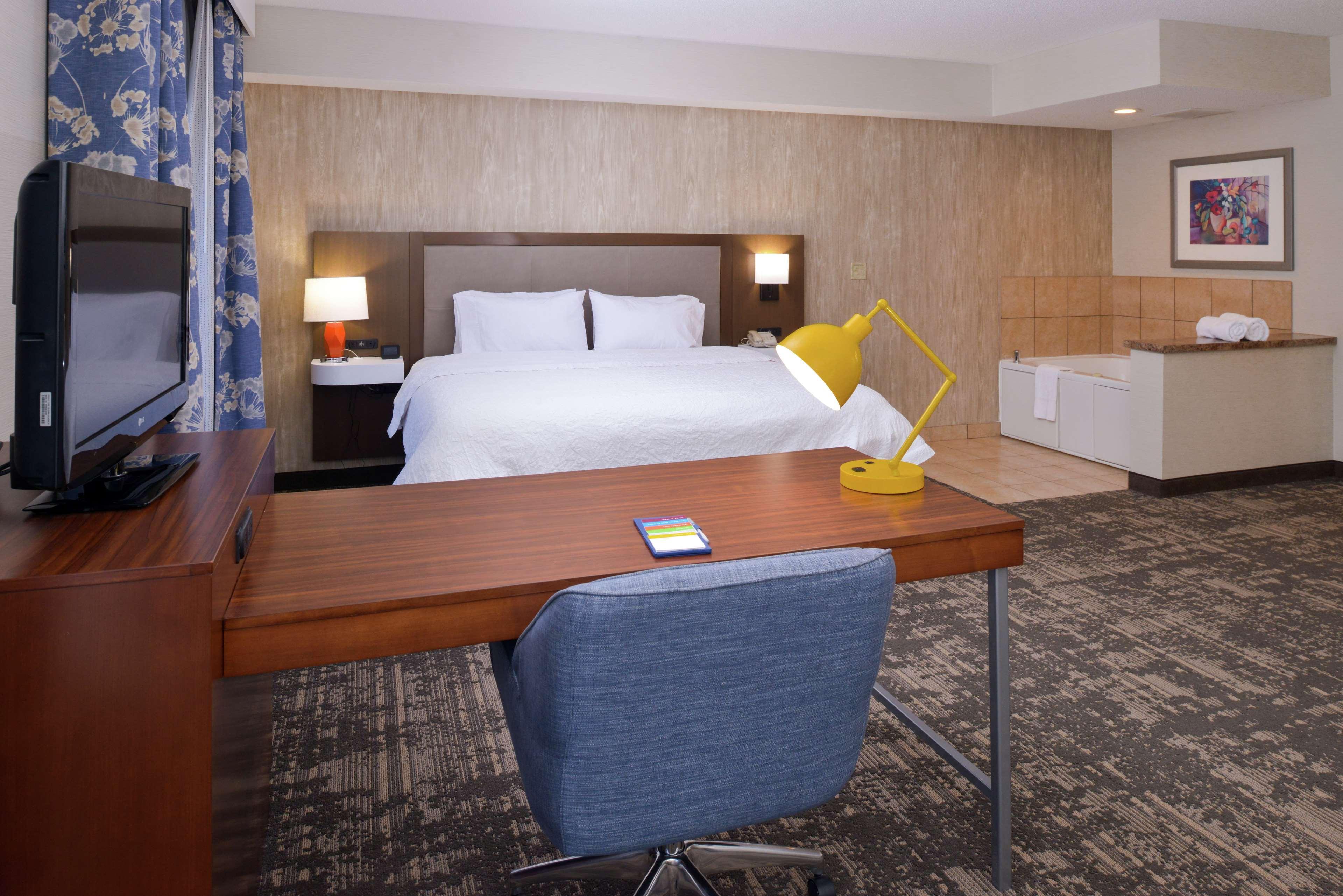 Hampton Inn & Suites Wilmington Exteriör bild