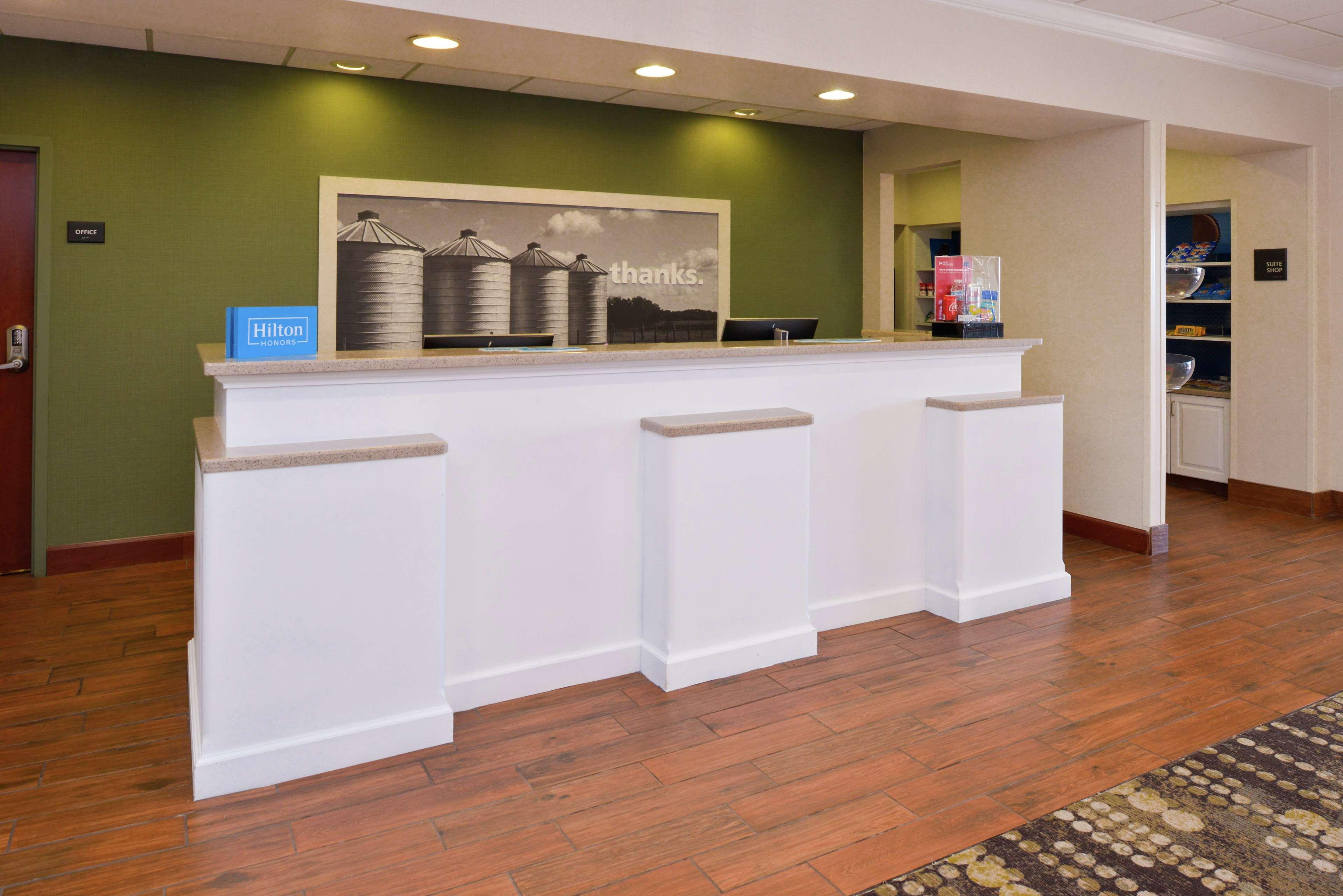 Hampton Inn & Suites Wilmington Exteriör bild