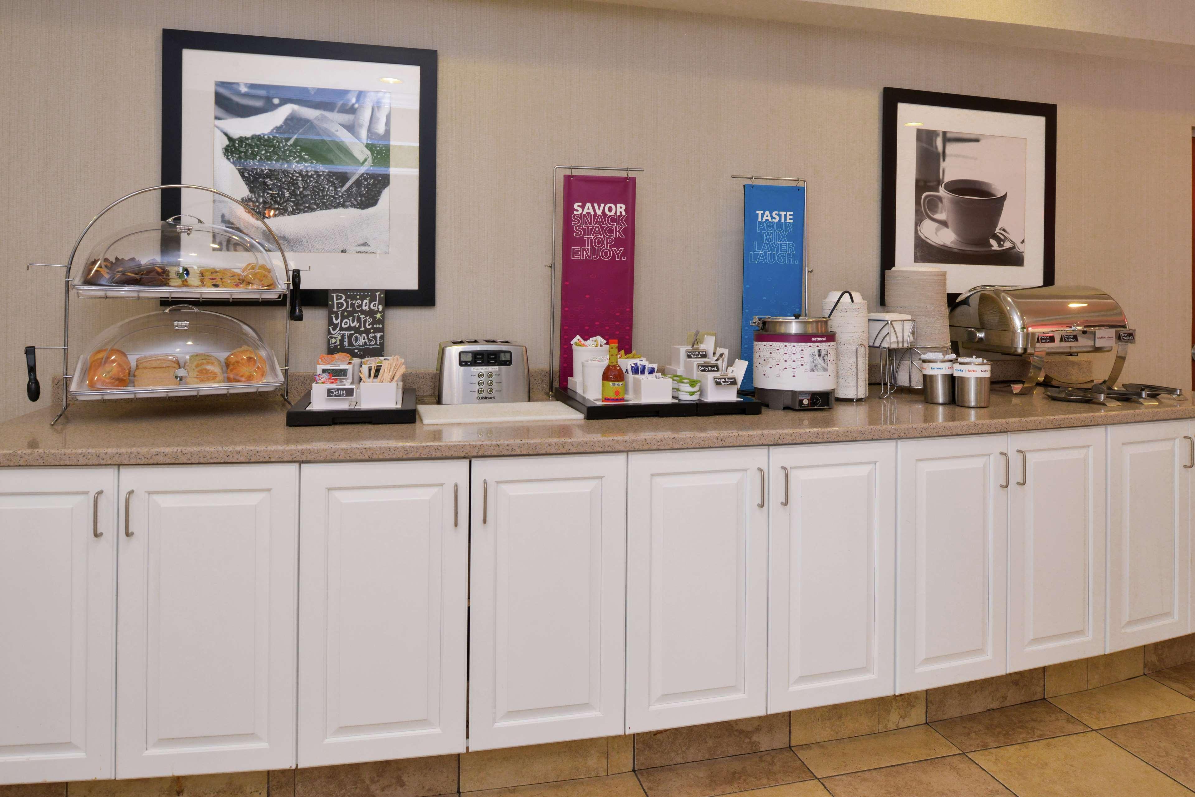 Hampton Inn & Suites Wilmington Exteriör bild