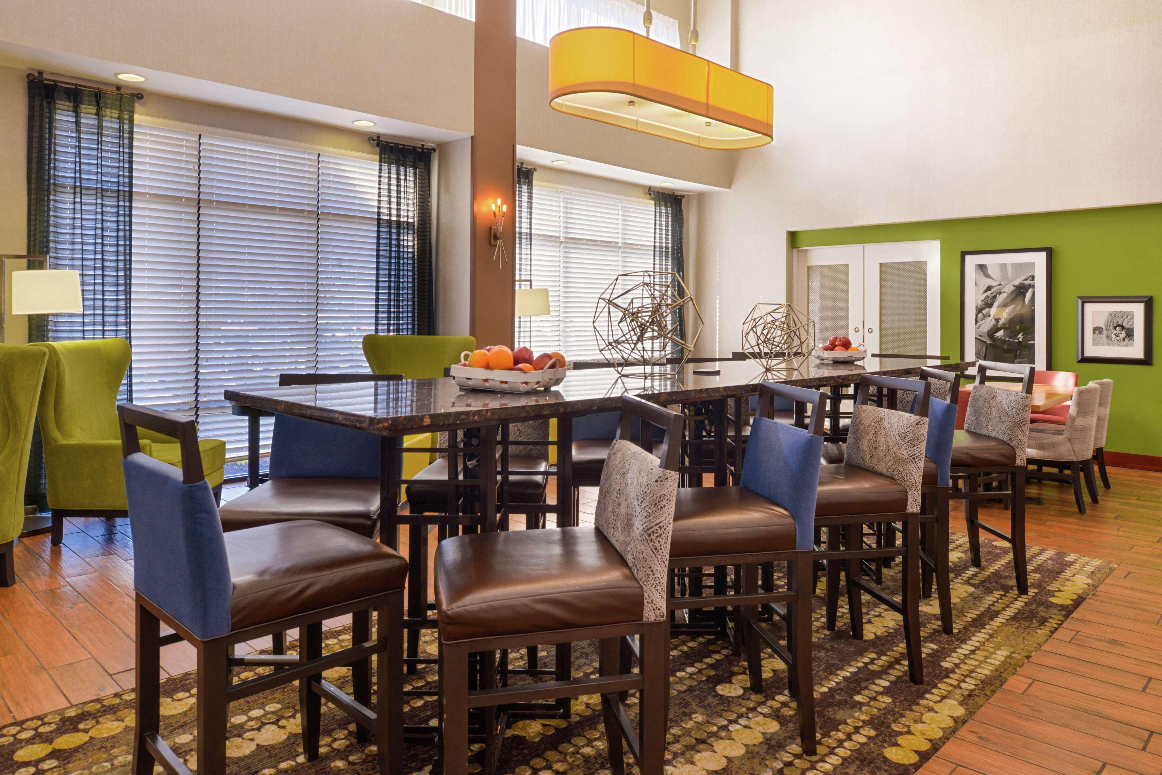 Hampton Inn & Suites Wilmington Exteriör bild