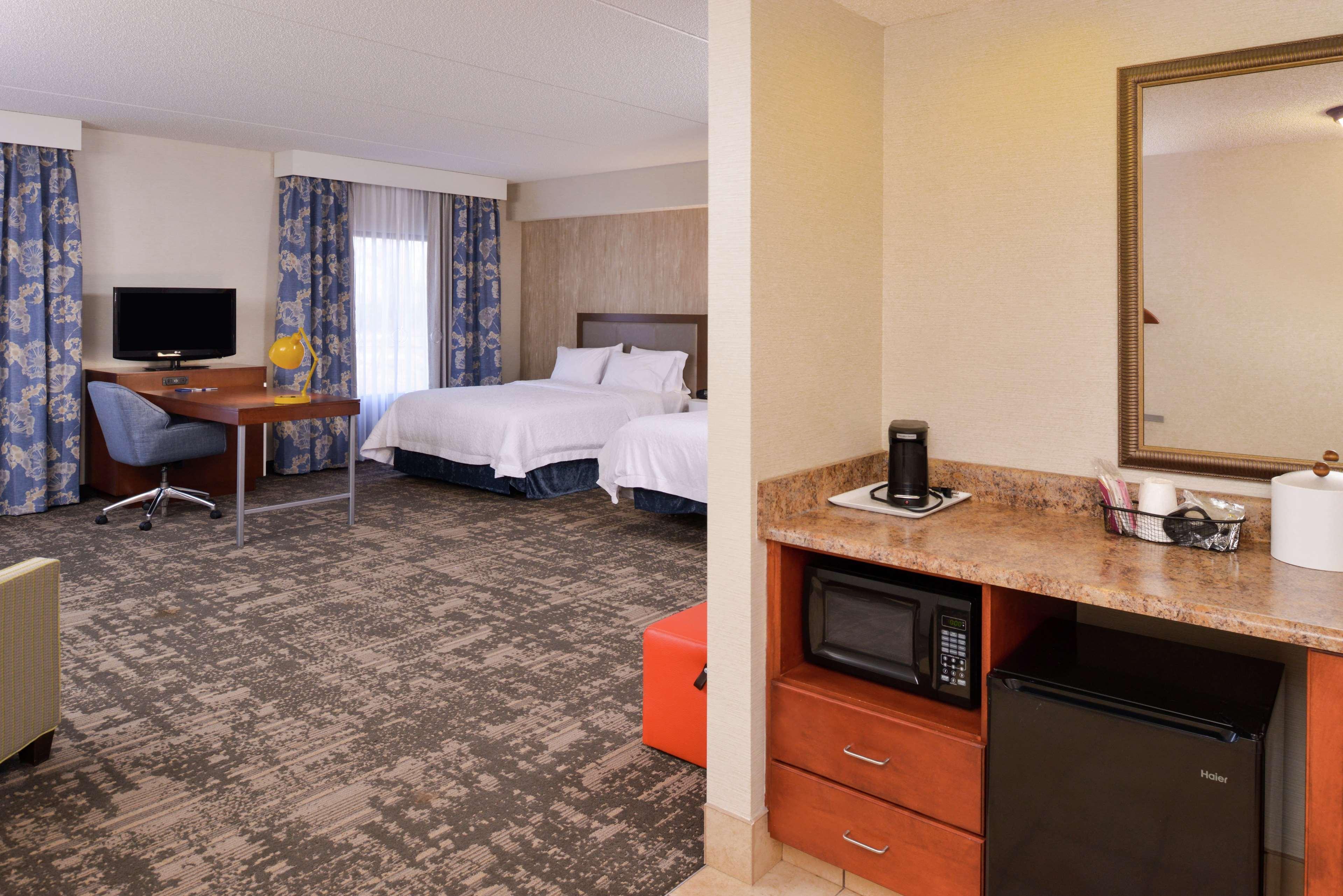 Hampton Inn & Suites Wilmington Exteriör bild